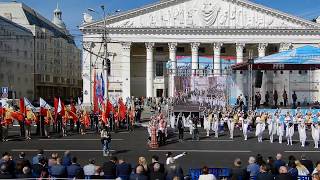 День города Воронеж 2017 Главная трибуна. Летите, голуби, летите