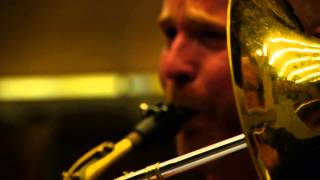 Nils Wogram Root 70 with Strings Making of