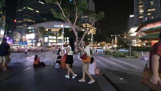 nice Music#OrchardRoad Singapore  น่าฟังแถมฟรีอีกด้วย หน้าห้างไอออนบนถนนออร์ชาร์ด สิงคโปร์
