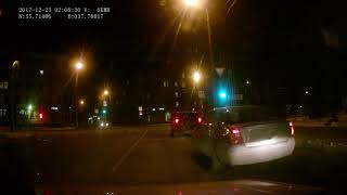 Авария 22.12.2017 в 21:05 в Москве на перекрестке 1-я Новокузминская и Зеленодольская
