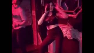 Crazy dance in night club / Hottiest girl dancing like a boss