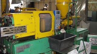 Работа модернизированного термопластавтомата ДЕ3330Ф1