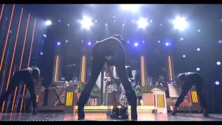 Nicki Minaj Twerking & Giving Lil Wayne A Lap Dance On Stage While Performing High School !