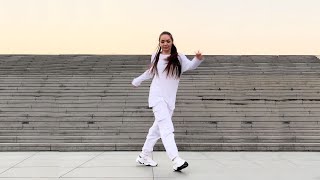 Девушка шикарно танцует ? Shuffle Dance & Cutting Shapes!