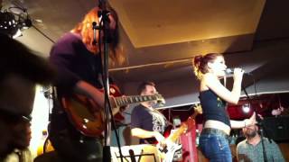 Jessie Lee & The Alchemists - Come On In My Kitchen (Robert Johnson Cover)