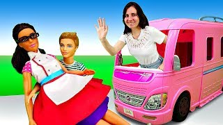 Куклы Барби и подружки в кафе. Кен влюбился в Терезу! Сериал для девочек. Шоу Я не хочу в школу 5