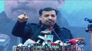 Mustafa Kamal speaks out against division of Sindh in Larkana rally