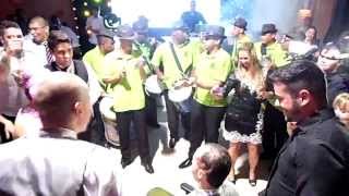 Show de Bateria de Escola para Casamento-Vem Pro Batuque Samba Show!!!