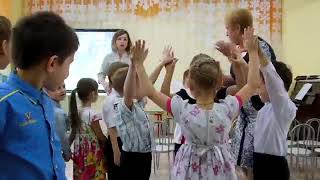 Игра "Золотые ворота" в детском саду