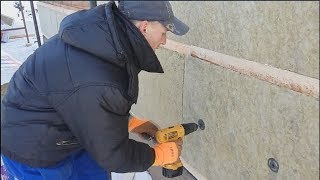 Как правильно утеплить стены из бруса и натянуть ветрозащитную мембрану
