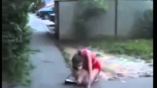 пьяная девушка добирается домой смешно приколы