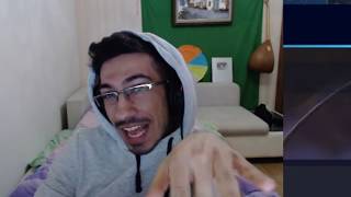 FORTNİTE OYNAYAN ERGENE HİLE GELİYOR !!