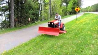Wheel Horse D-250 lawn mower for sale | sold at auction July 17, 2013
