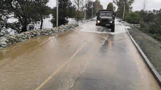 Мотострелки ВВО смогли удержать паводковые воды реки Амур в селе Ленинском в ЕАО