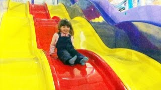 Игровой комплекс комната лабиринт для детей в Лавина, видео для детей в игравой комнате - лабиринтом
