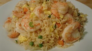 Arroz frito chino con camarones