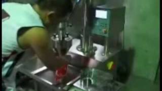 Máy đóng gói trục vít bán tự động