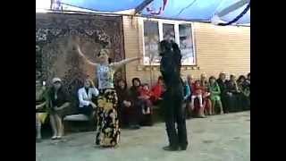 Свадьба в Дагестане.Дагестанка отжигает лезгинку =)