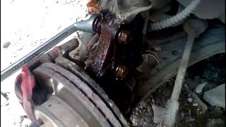 Hyundai Getz -  МЕНЯЕМ  ШАРОВЫЕ  ОПОРЫ.