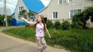 Пародия |Клип?? |песня Laenz across the water |