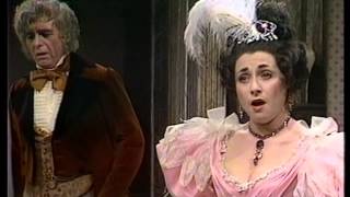 "Don Pasquale": "Signorina, in tanta fretta" ... "Via, caro sposino"