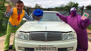 Courier Purple Fat Man gave Box with Car Key of Lamborghini Huracan & Mr. Joe on Nissan for Kids