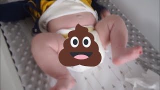 How To Change a Poopy Diaper... MOM TIP