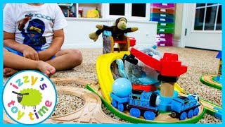 LEARNING CURVE THOMAS AND FRIENDS! Fun Toy Trains !