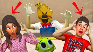 МОРОЖЕНЩИК Заколдовал МАМУ и ПАПУ В Реальной Жизни! Кто к НАМ Пришел И Что ПРИДУМАЛ Рома?