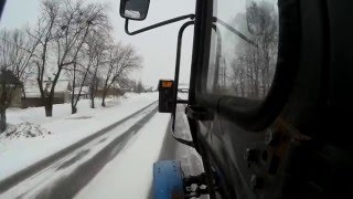 Зимние покатушки на тракторе МТЗ 82.1. Minsk tractor MTZ-82.1