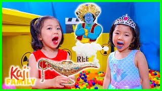 FIRE and ICE Box Fort Maze to find The Magic Lamp Daddy!