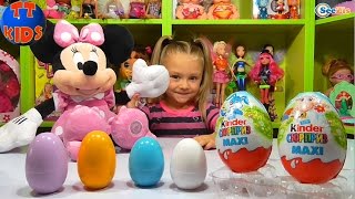 ✔ Минни Маус. Игрушки для детей. Ярослава открывает Киндер Сюрпризы. Видео для девочек ✔