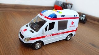 City Service Машина скорая помощь Обзор игрушек машинок Видео для детей про машинки игрушки