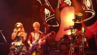 Mad T Party - The Pretender