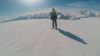 Гудаури (Gudauri) 2019. Школа Ski Fun Style. Трюк "OUTPUT 360" (разворот на 360* в движении).
