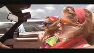 Romy and Michele - Pulling Faces / Are My Lips That Big?!