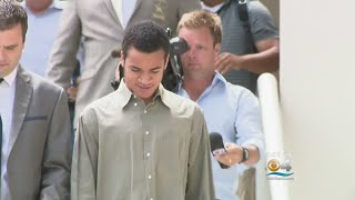 Brother Of Confessed Parkland School Shooter Walks Out Of Jail