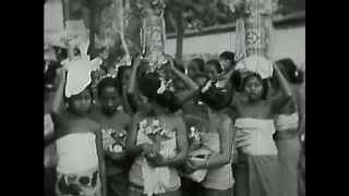 Bali 1928, vol. IV – Plebon ‘cremation ceremony’