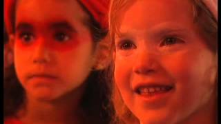 שקיעה - חני נחמיאס וקובי אושרת (מתוך "הטנטנים בארץ הצבעים")