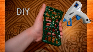 DIY!КАК СДЕЛАТЬ ЧЕХОЛ ДЛЯ ТЕЛЕФОНА ИЗ ГОРЯЧЕГО КЛЕЯ!(клеевого пистолета)