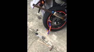 現行CBR400Rで吸い込み(笑)