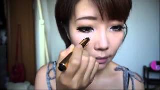 韓国チアガール,レースクイーン'デカ目'メイクKorean Cheerleader,car show model's big eye makeup   YouTube