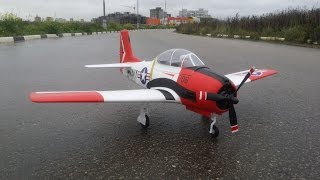 Радиоуправляемый самолет Eleven Hobby T-28 Trojan