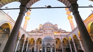 Eminönü Yeni Camii'de Muhteşem Ezan Sesi