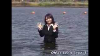 WETLOOK movie 'Bathing on the beach'( DVD's sample movie)