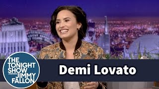 Demi Lovato's First Public Performance Went Terribly