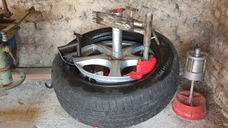 Démonte pneu manuel. Manual tire changer. Vidéo 3
