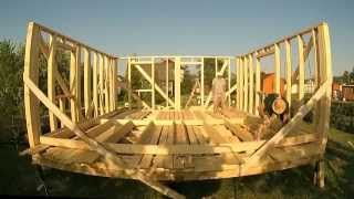 ч.4 Каркасный дом 6 на 6 своими руками (поднимаем каркасные стены)
