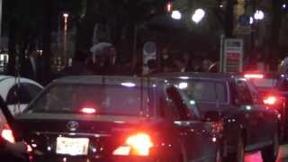 安倍総理大臣の車列 銀座 motorcade of Japanese prime minister Shinzo Abe 2013