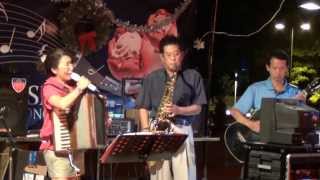 林妙音 唱 愛河戀歌 晨光樂團 2015 06 26 高美館Bigtom廣場